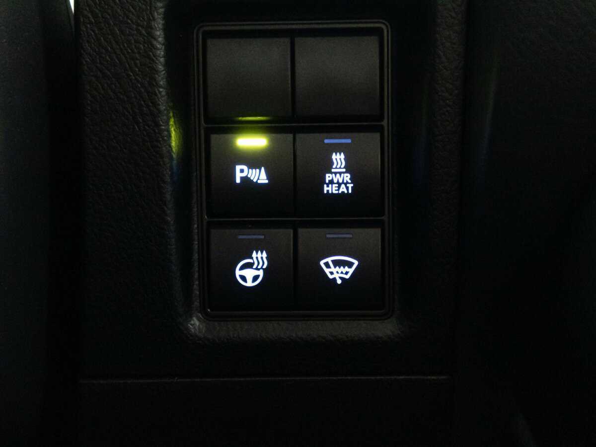 Купить Toyota Land Cruiser Prado с пробегом. Фото: #19