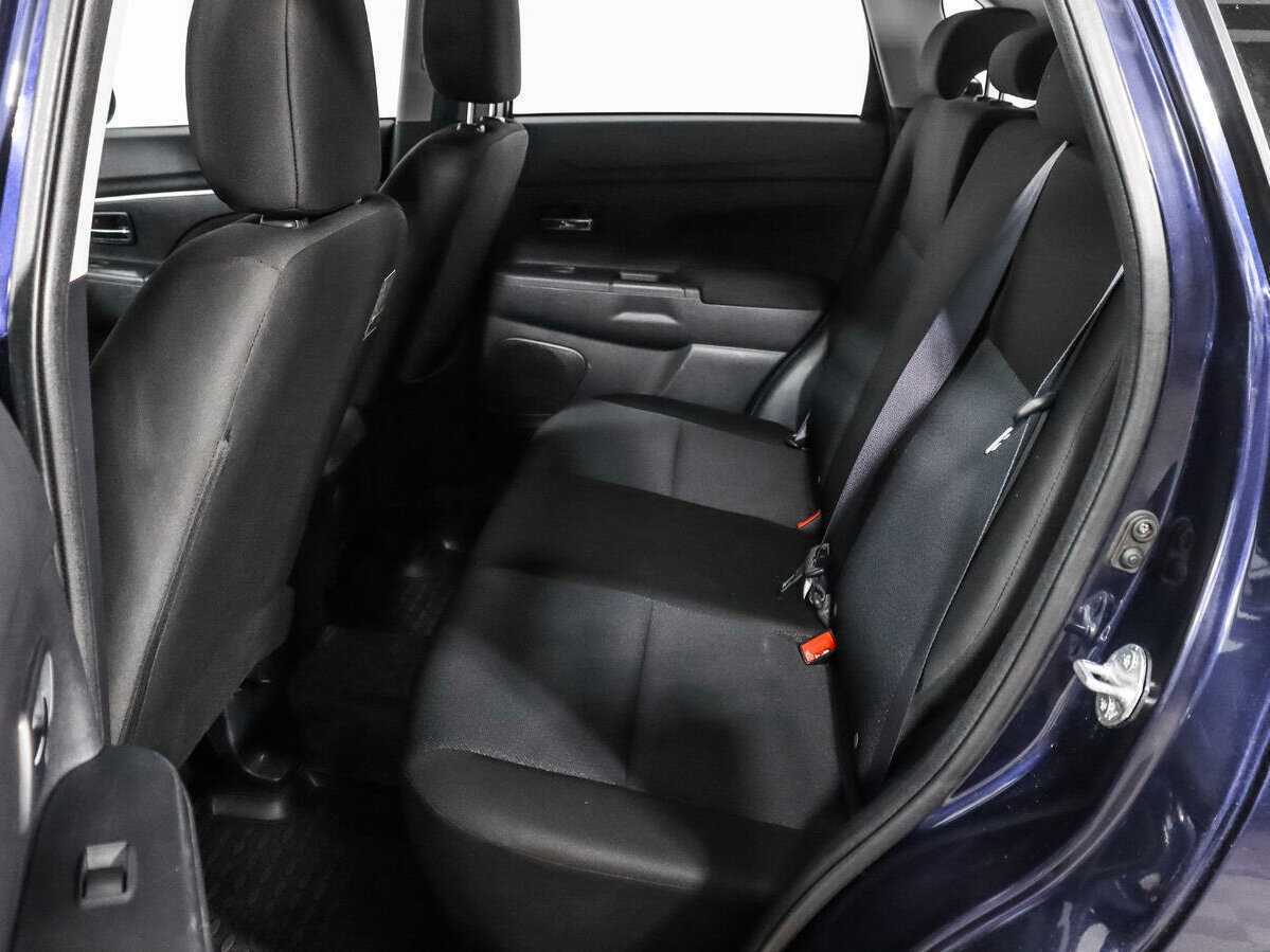 Купить Mitsubishi ASX с пробегом. Фото: #9