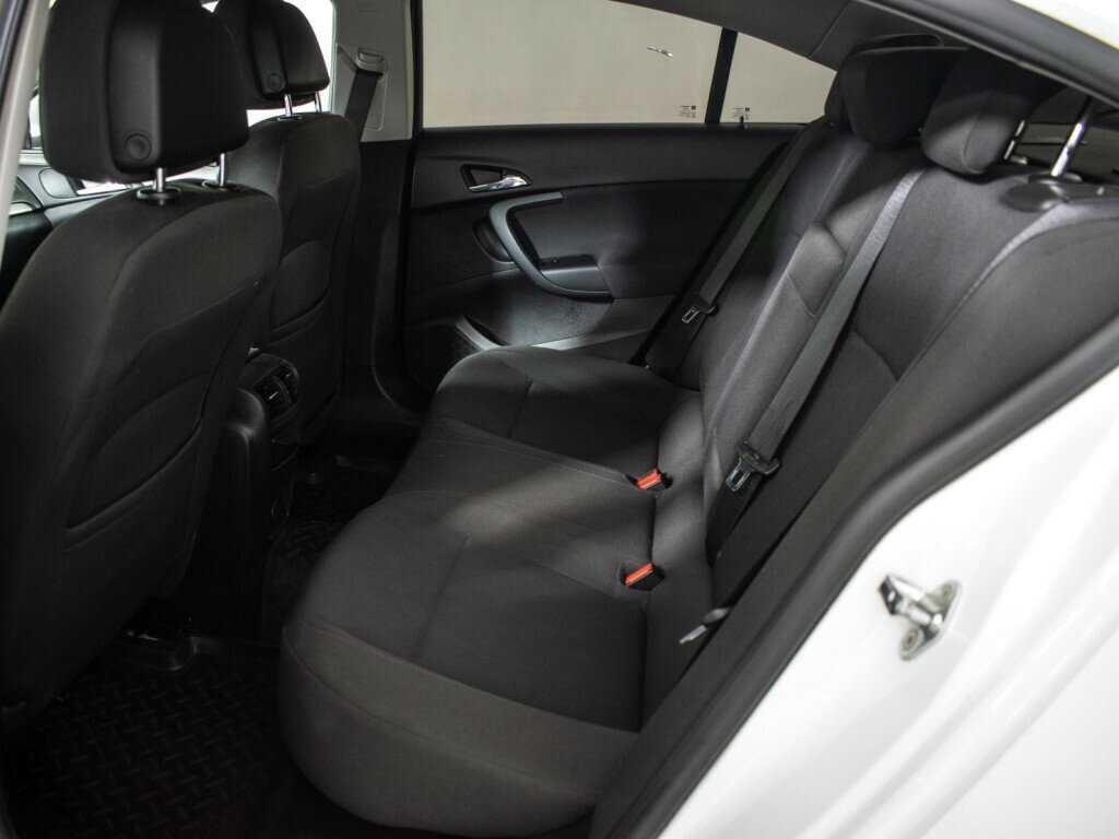 Купить Opel Insignia с пробегом. Фото: #9