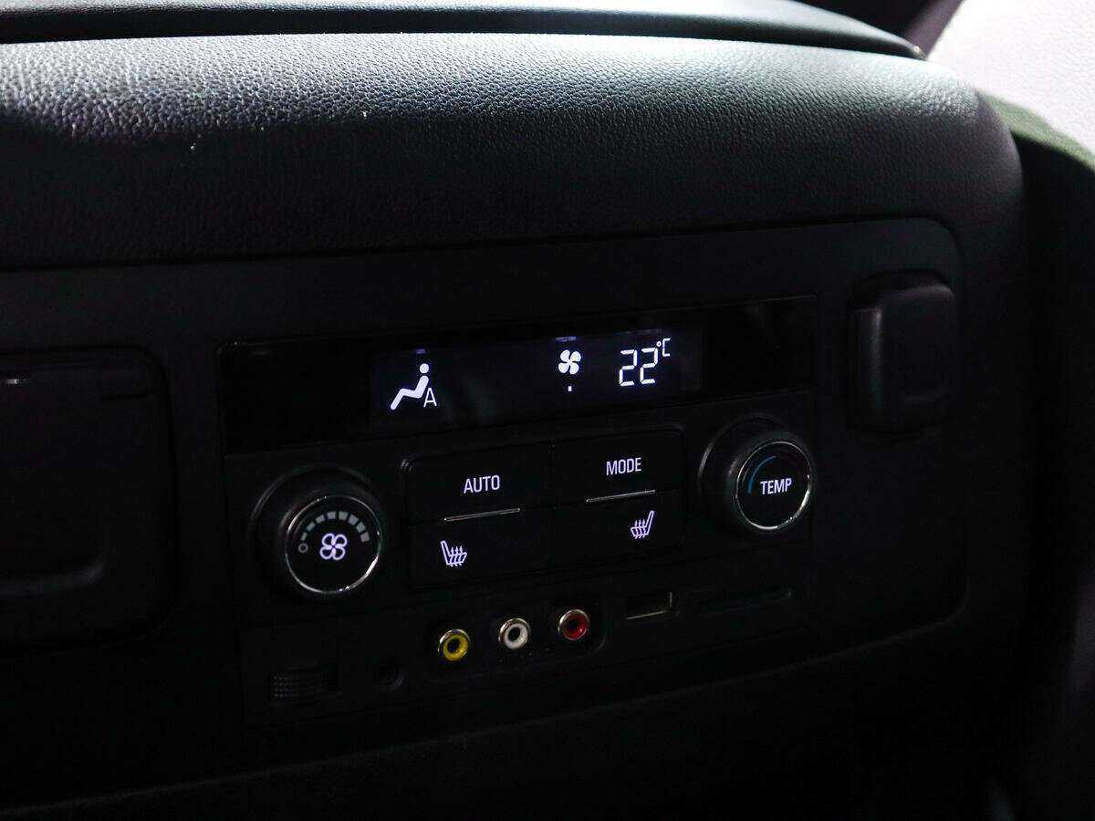 Купить Chevrolet Tahoe с пробегом. Фото: #23
