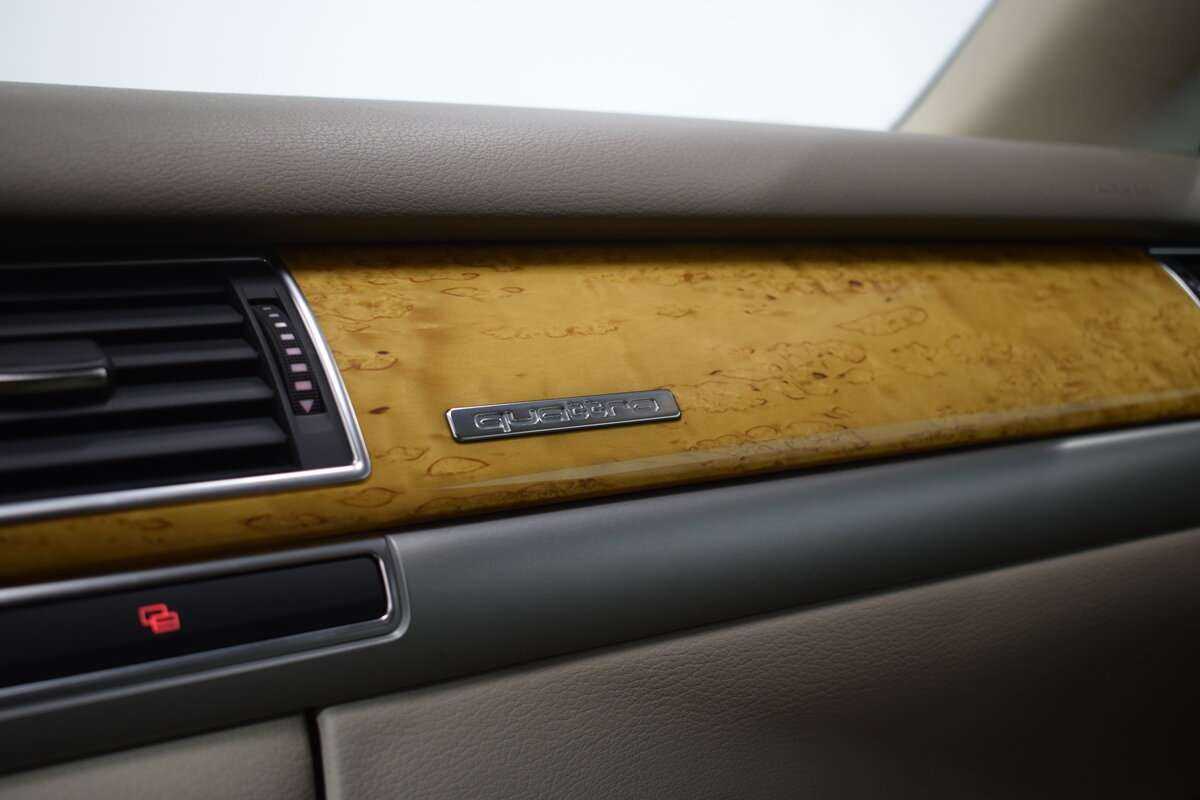 Купить Audi A8 с пробегом. Фото: #27