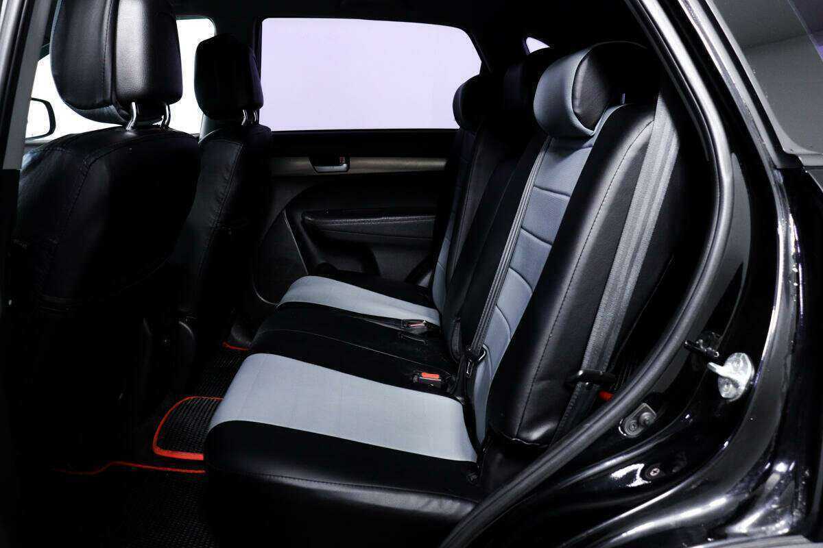 Купить Kia Sorento с пробегом. Фото: #11