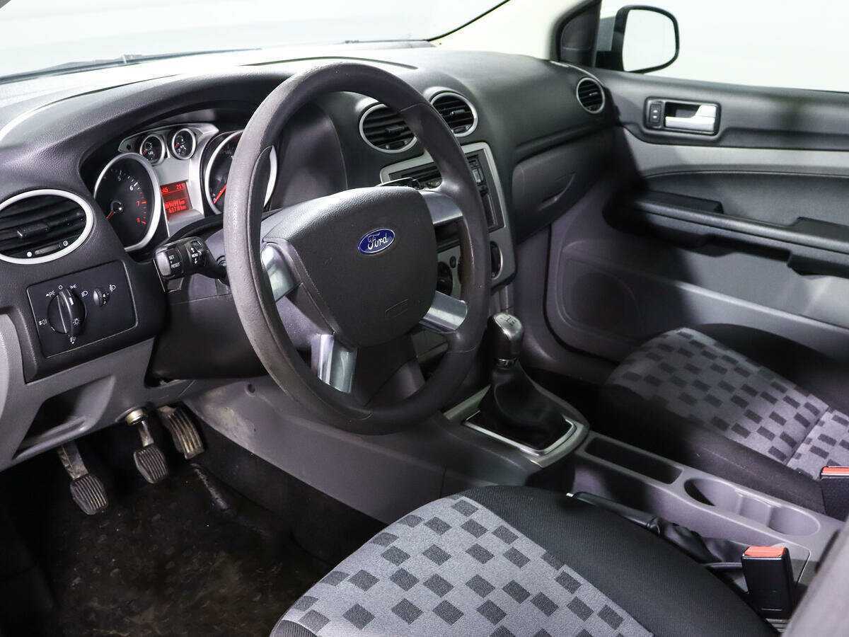 Купить Ford Focus с пробегом. Фото: #11