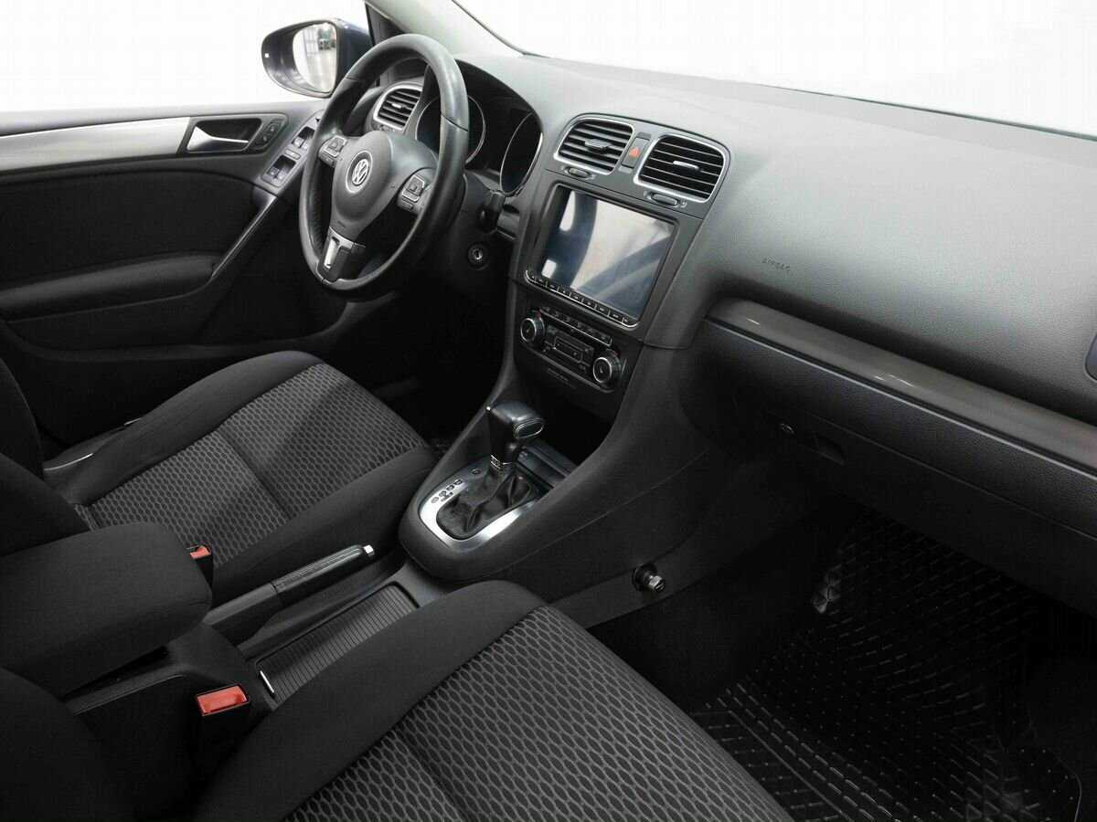 Купить Volkswagen Golf с пробегом. Фото: #10