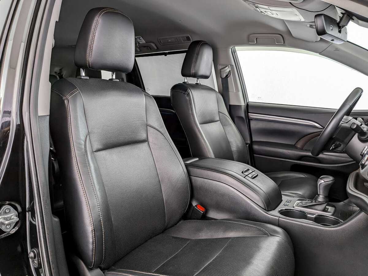 Купить Toyota Highlander с пробегом. Фото: #19