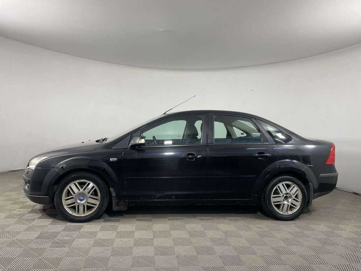 Купить Ford Focus с пробегом. Фото: #4