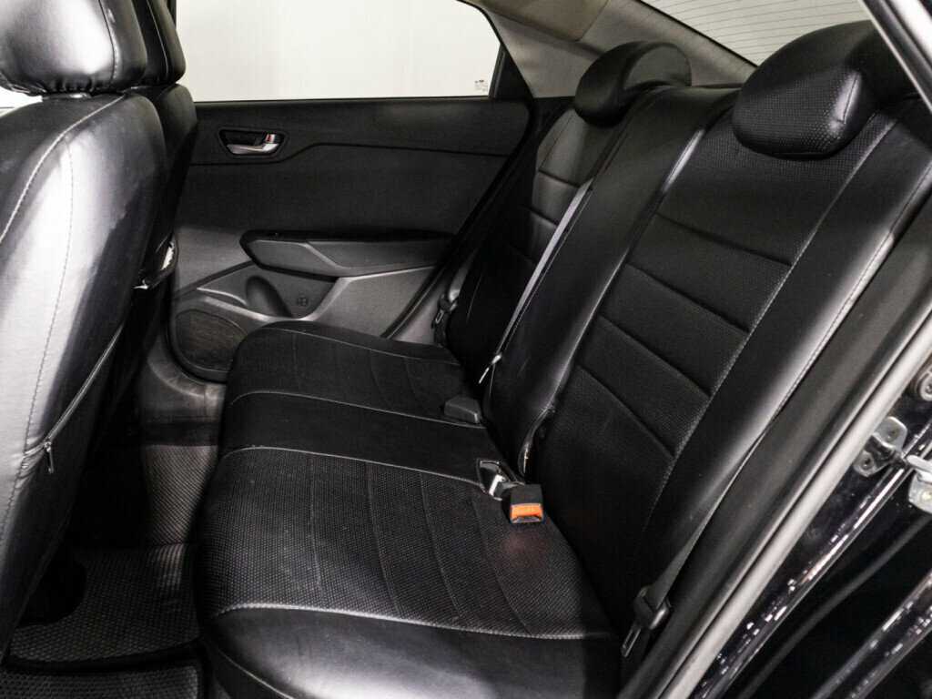 Купить Hyundai Solaris с пробегом. Фото: #9