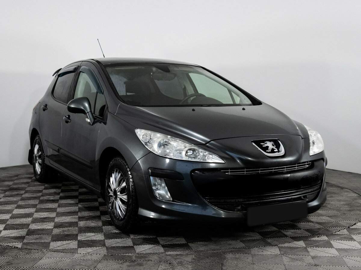 Купить Peugeot 308 с пробегом. Фото: #2