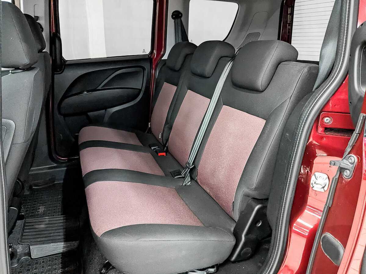 Купить Fiat Doblo с пробегом. Фото: #17