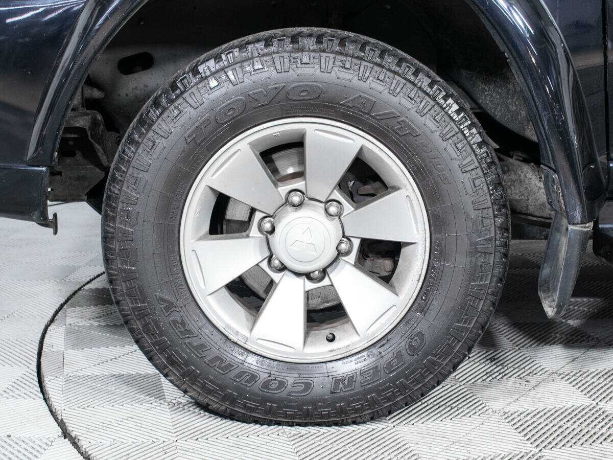 Купить Mitsubishi Pajero Sport с пробегом. Фото: #16