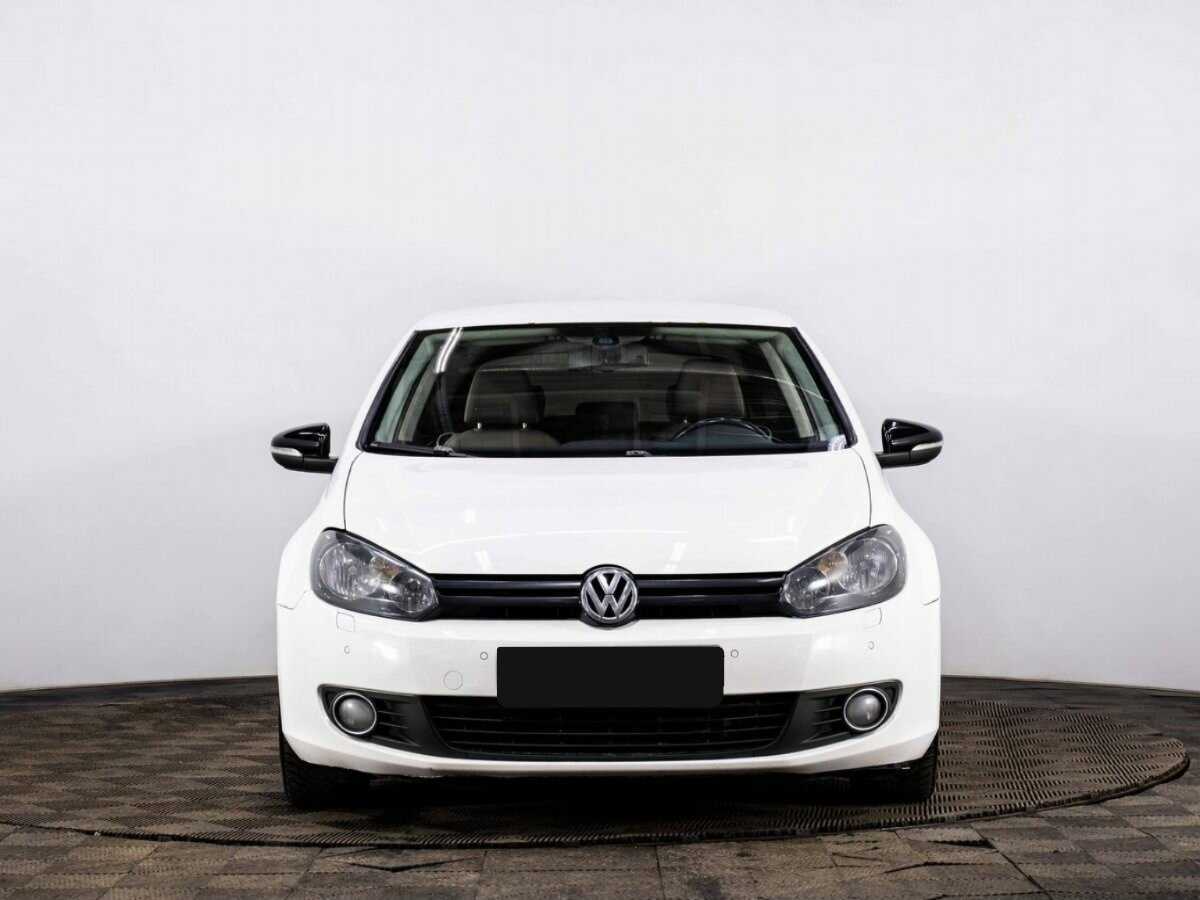 Купить Volkswagen Golf с пробегом. Фото: #1