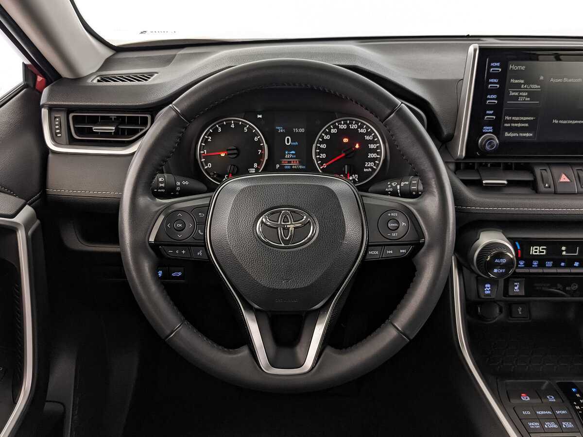 Купить Toyota RAV4 с пробегом. Фото: #17
