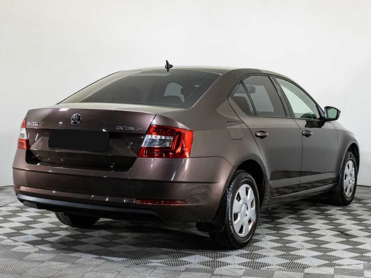 Купить Skoda Octavia с пробегом. Фото: #3