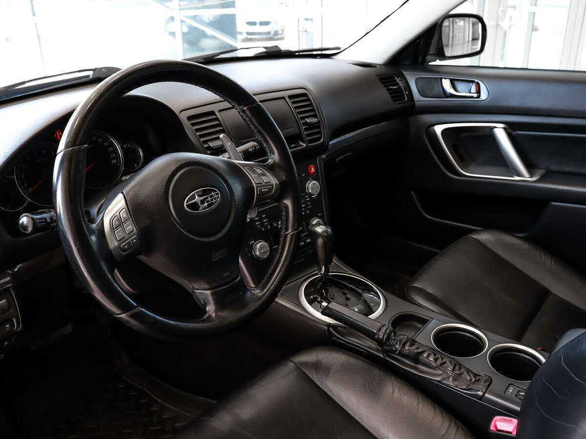 Купить Subaru Outback с пробегом. Фото: #7