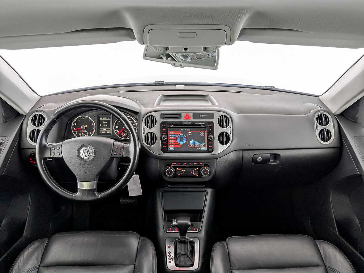 Купить Volkswagen Tiguan с пробегом. Фото: #13