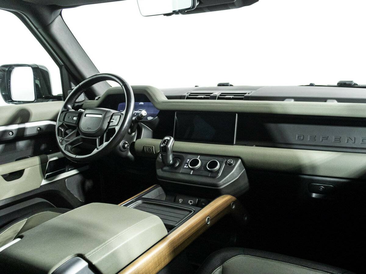 Купить Land Rover Defender с пробегом. Фото: #6