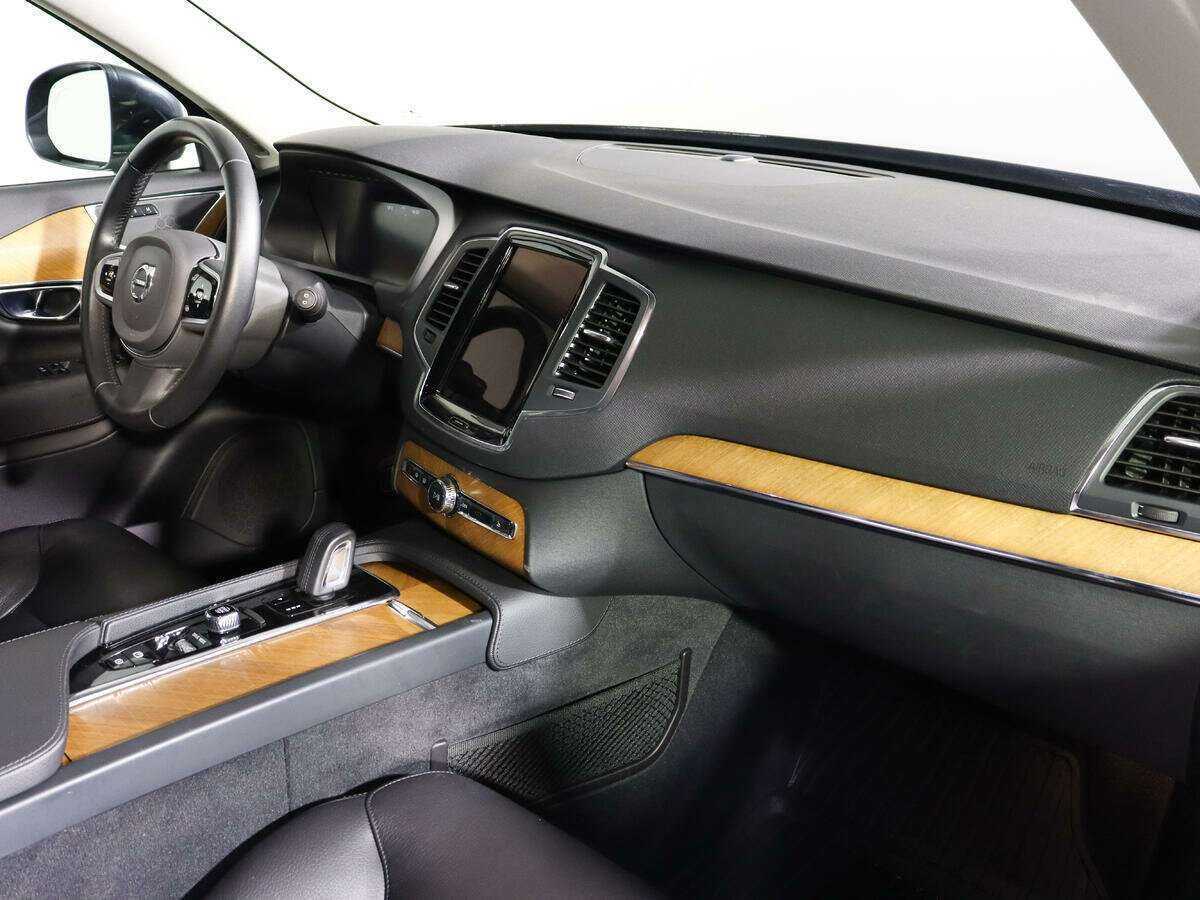 Купить Volvo XC90 с пробегом. Фото: #5