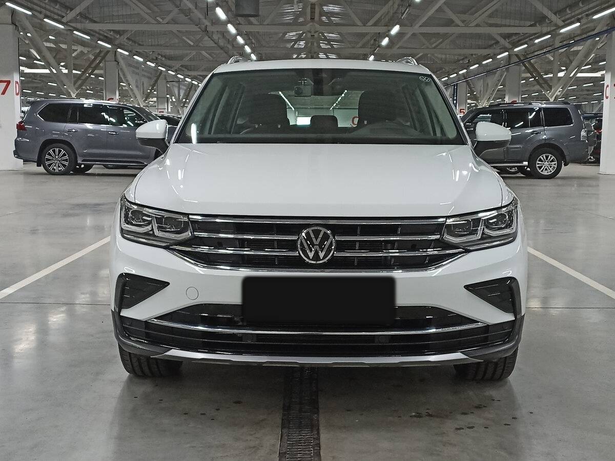 Купить Volkswagen Tiguan с пробегом. Фото: #1