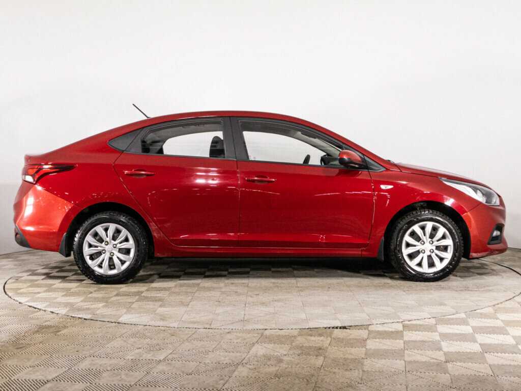 Купить Hyundai Solaris с пробегом. Фото: #3