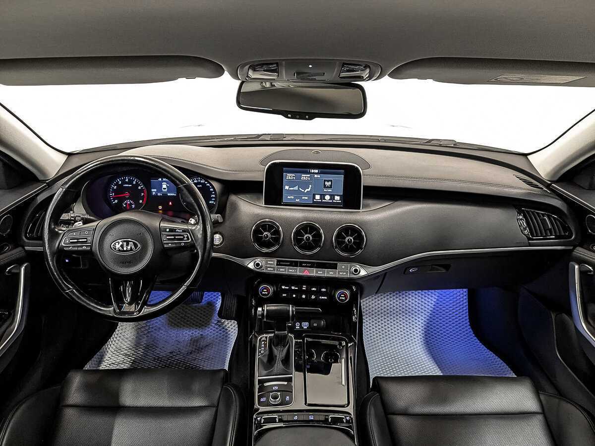 Купить Kia Stinger с пробегом. Фото: #11