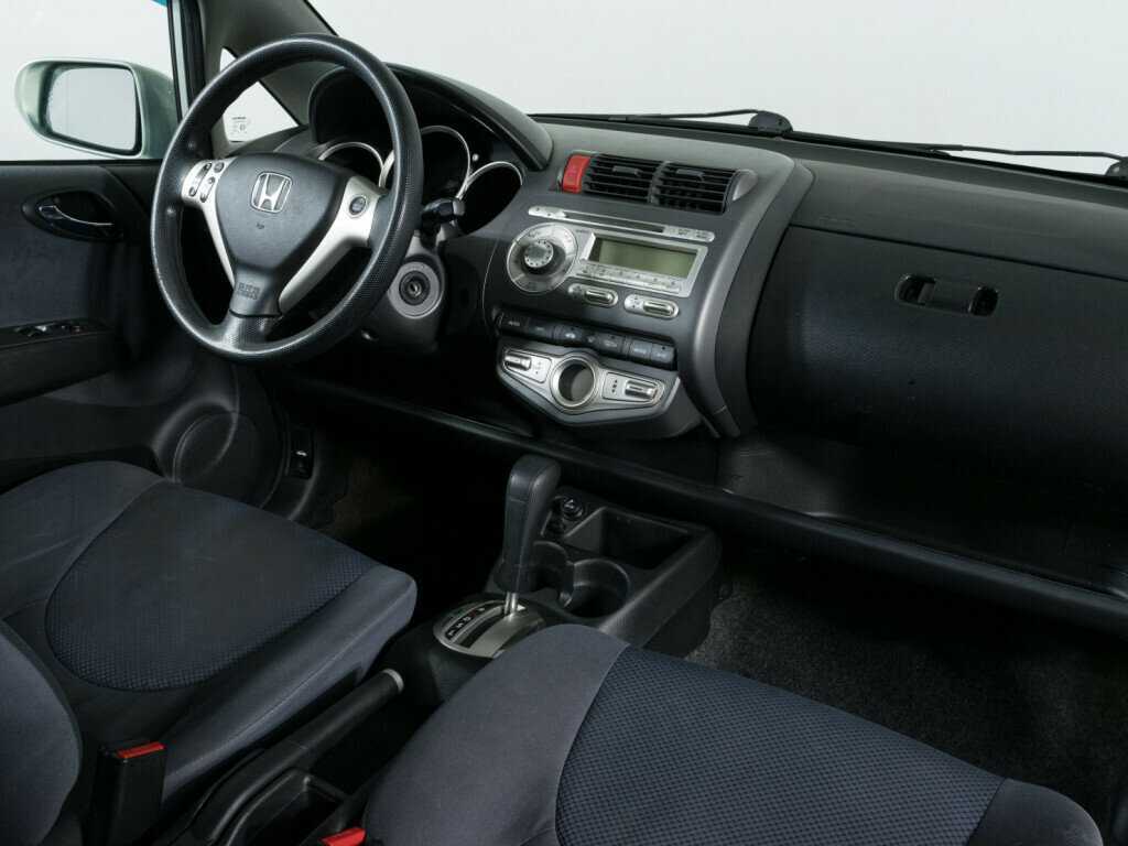 Купить Honda Jazz с пробегом. Фото: #8