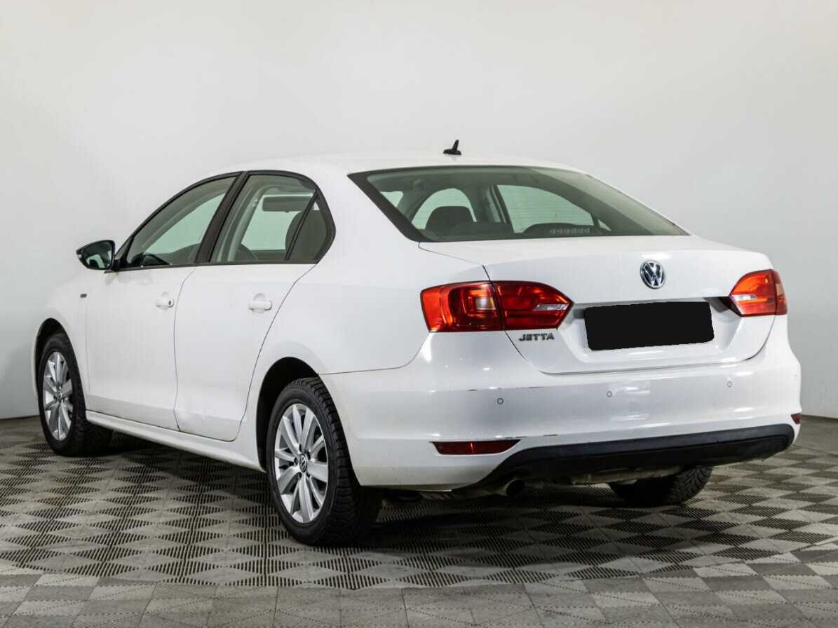 Купить Volkswagen Jetta с пробегом. Фото: #5