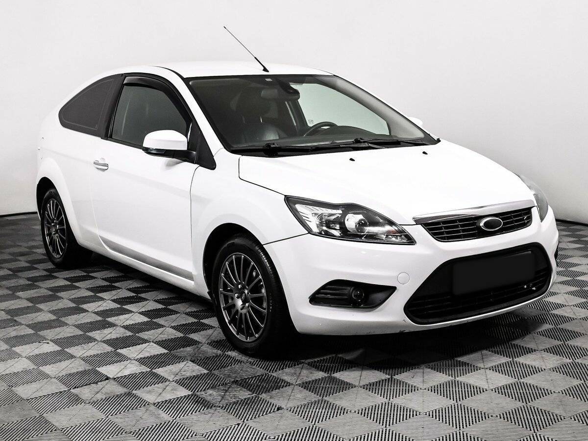 Купить Ford Focus с пробегом. Фото: #2