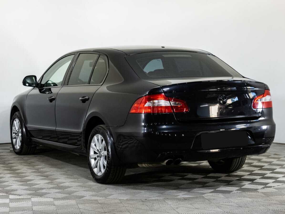 Купить Skoda Superb с пробегом. Фото: #5