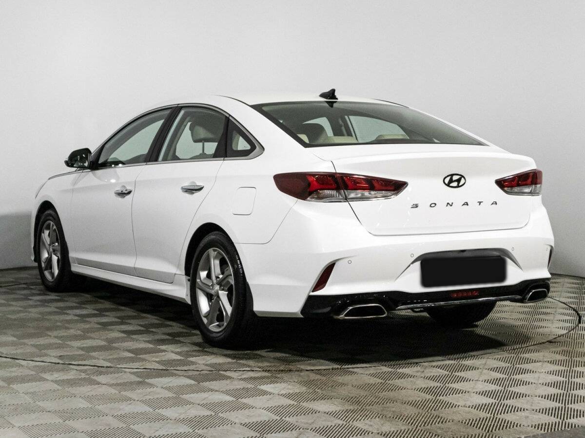 Купить Hyundai Sonata с пробегом. Фото: #6