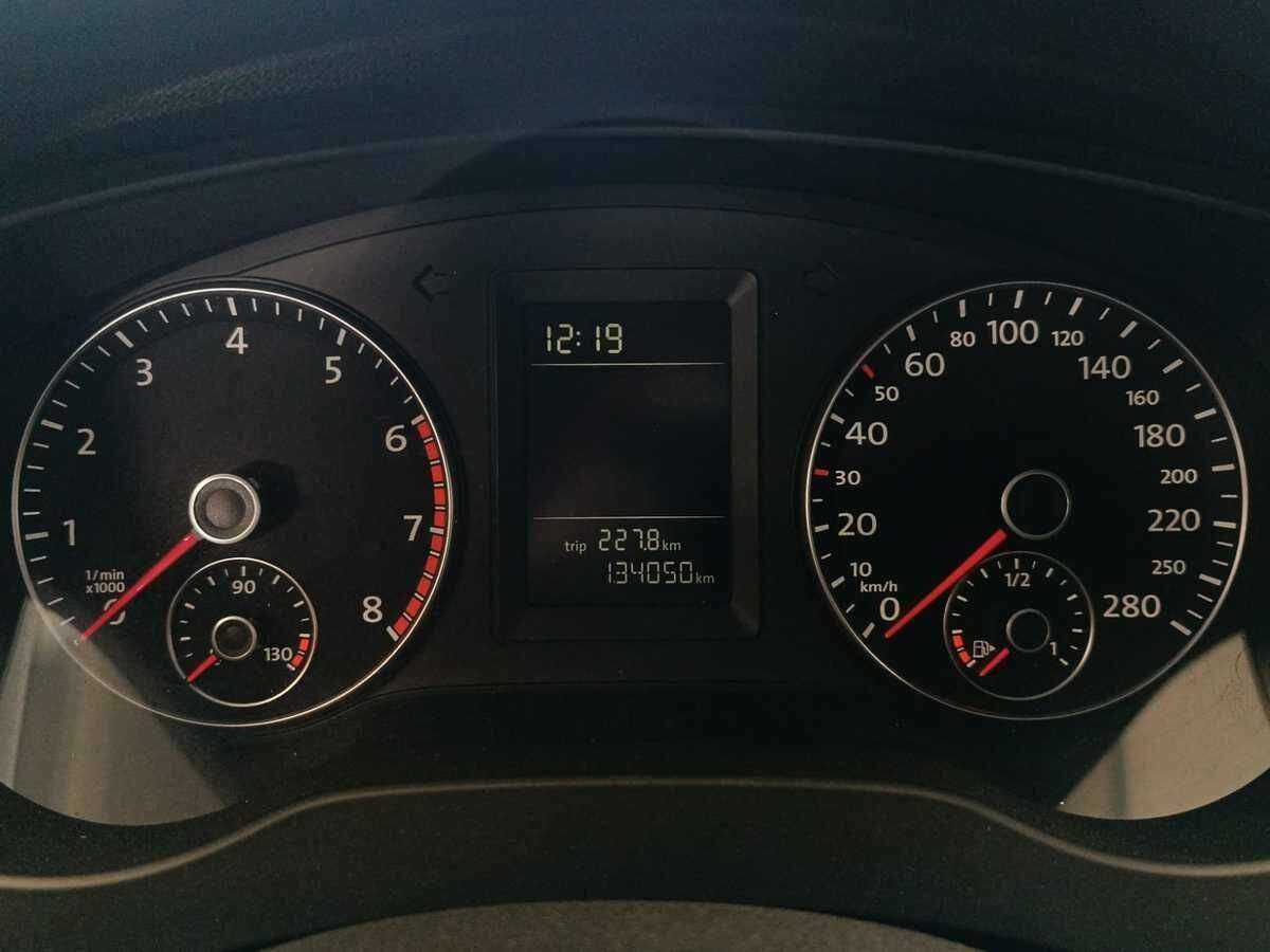 Купить Volkswagen Jetta с пробегом. Фото: #14