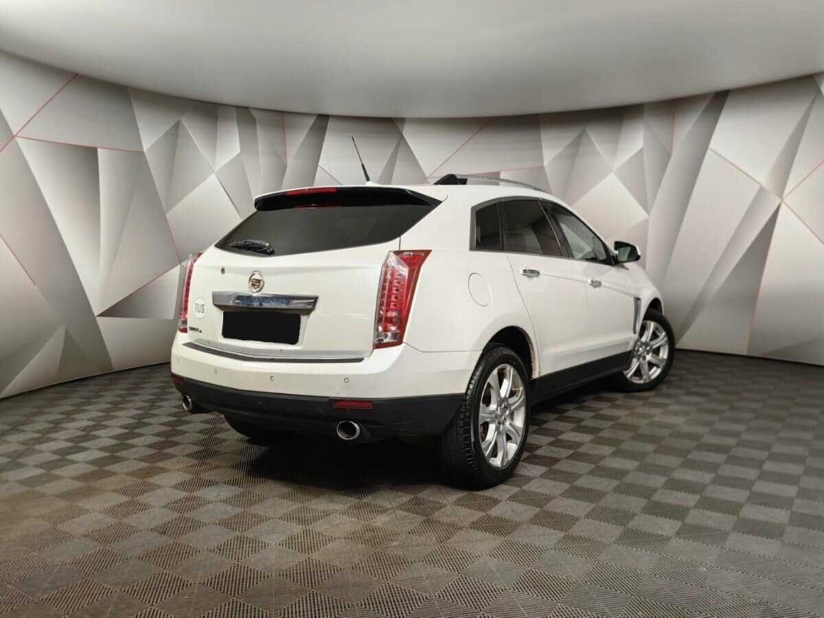Купить Cadillac SRX с пробегом. Фото: #1