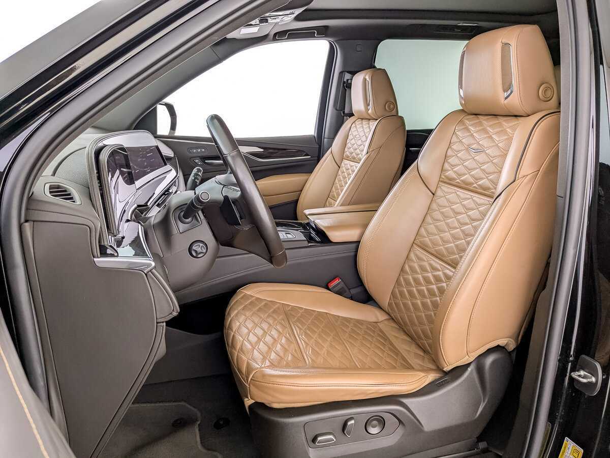Купить Cadillac Escalade с пробегом. Фото: #19