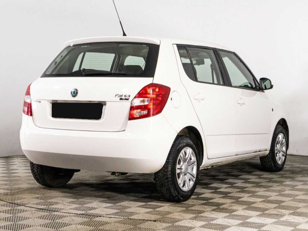 Купить Skoda Fabia с пробегом. Фото: #4