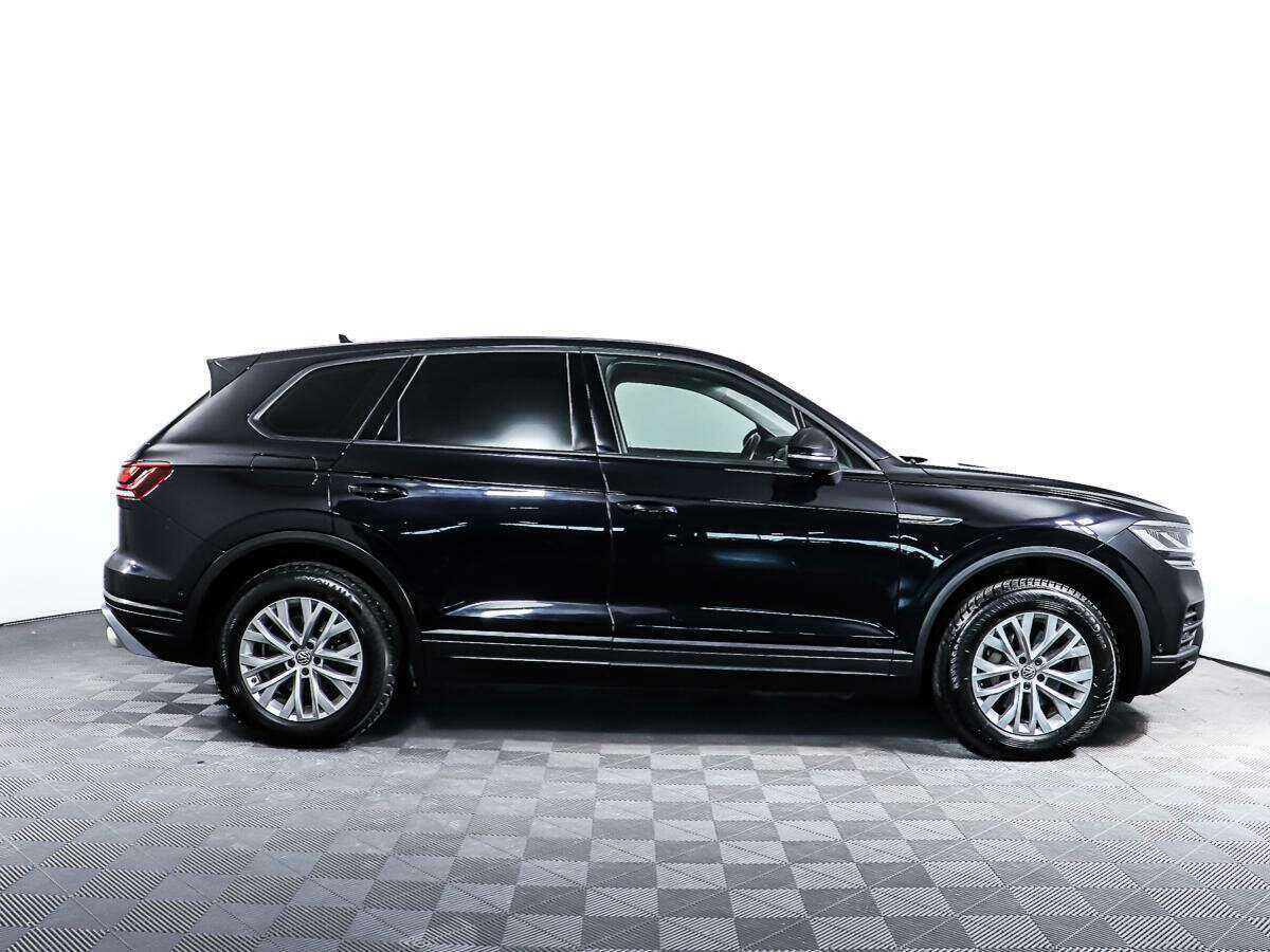 Купить Volkswagen Touareg с пробегом. Фото: #3