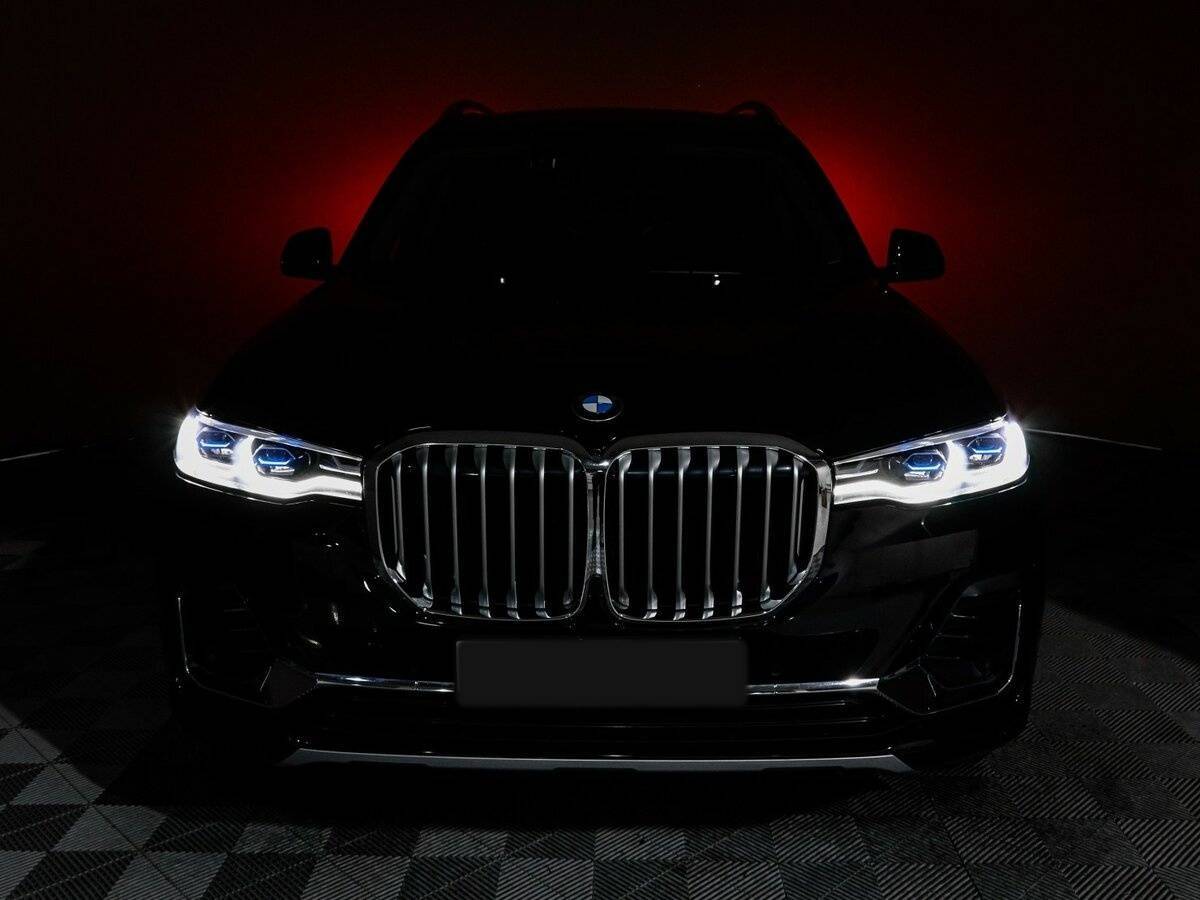 Купить BMW X7 с пробегом. Фото: #23