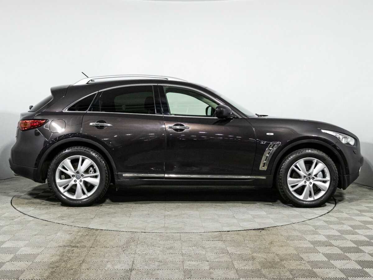 Купить Infiniti QX70 с пробегом. Фото: #3