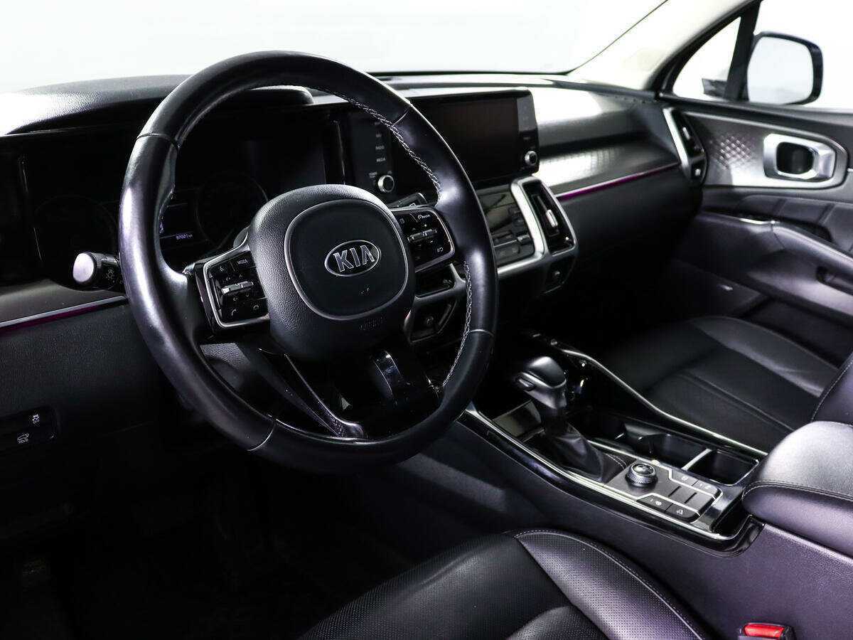 Купить Kia Sorento с пробегом. Фото: #11