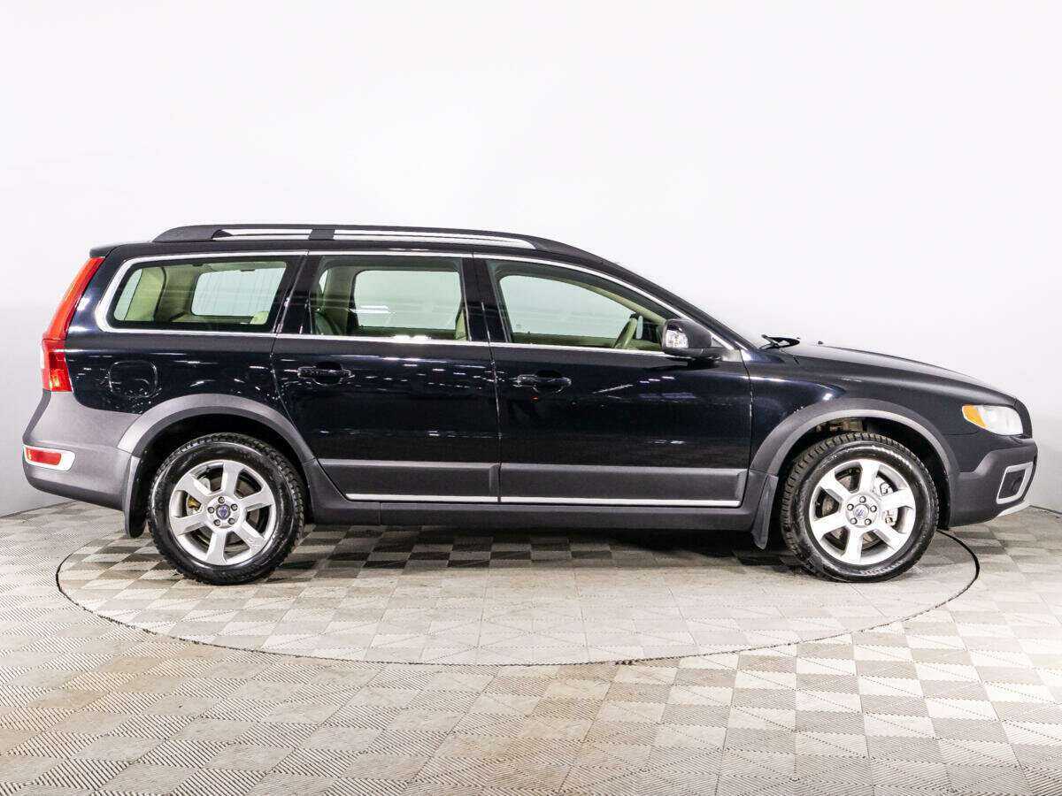 Купить Volvo XC70 с пробегом. Фото: #3