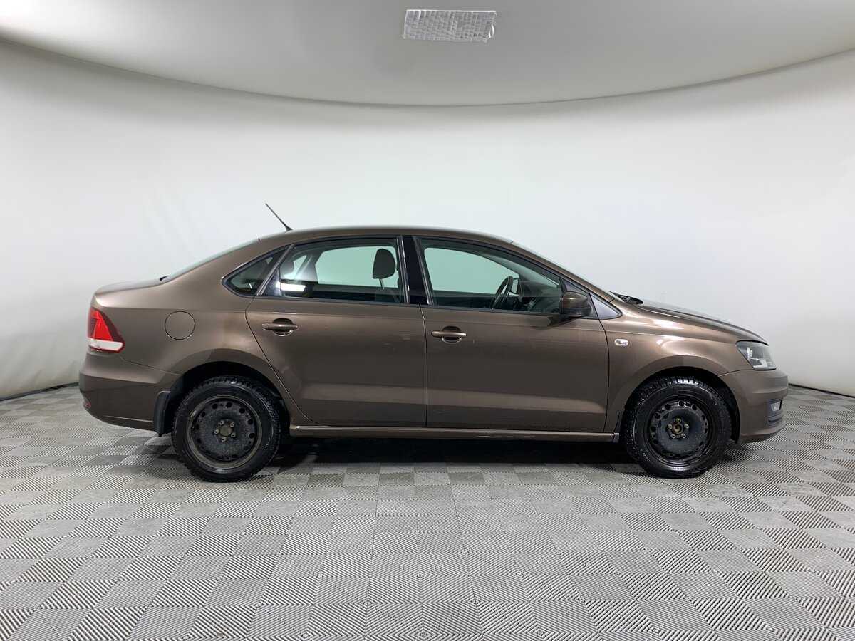 Купить Volkswagen Polo с пробегом. Фото: #3