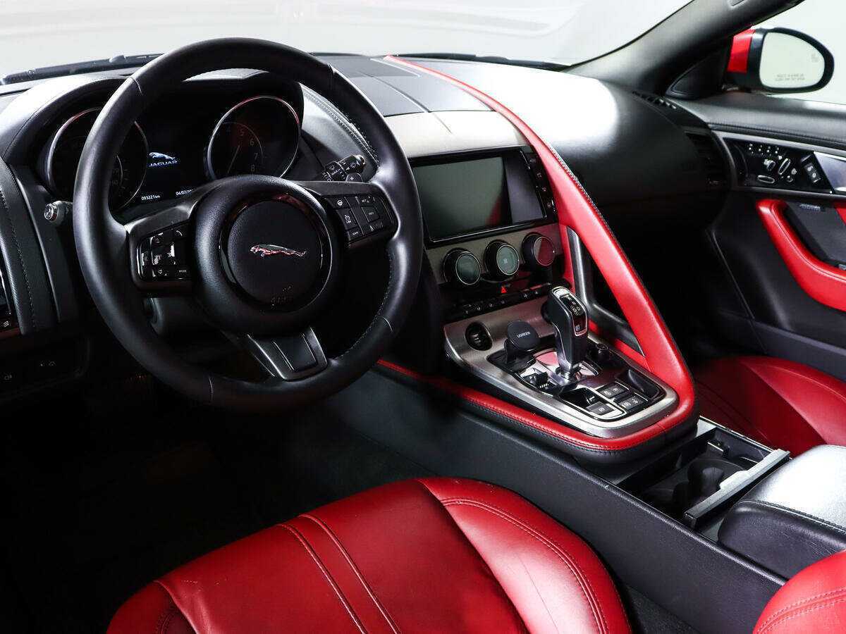 Купить Jaguar F-Type с пробегом. Фото: #7