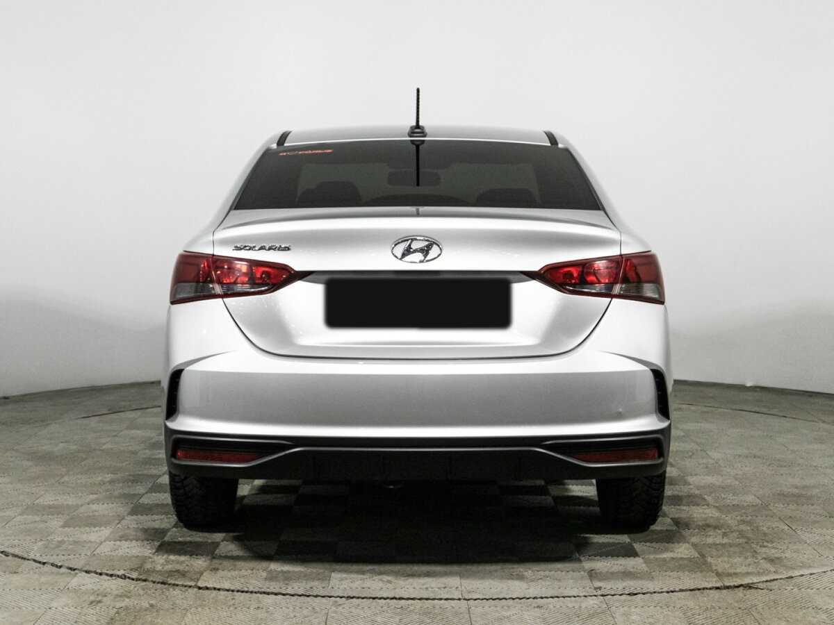 Купить Hyundai Solaris с пробегом. Фото: #5