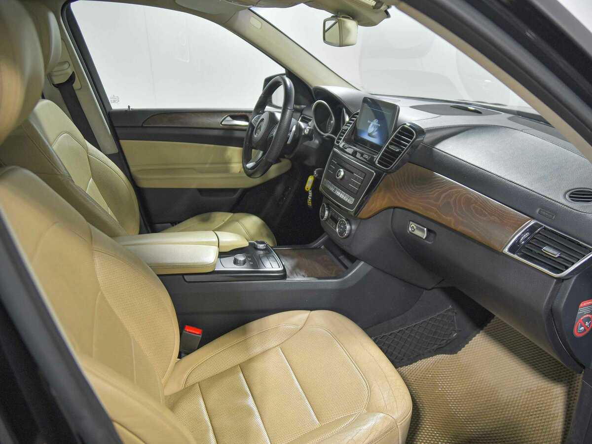 Купить Mercedes-Benz GLS с пробегом. Фото: #22