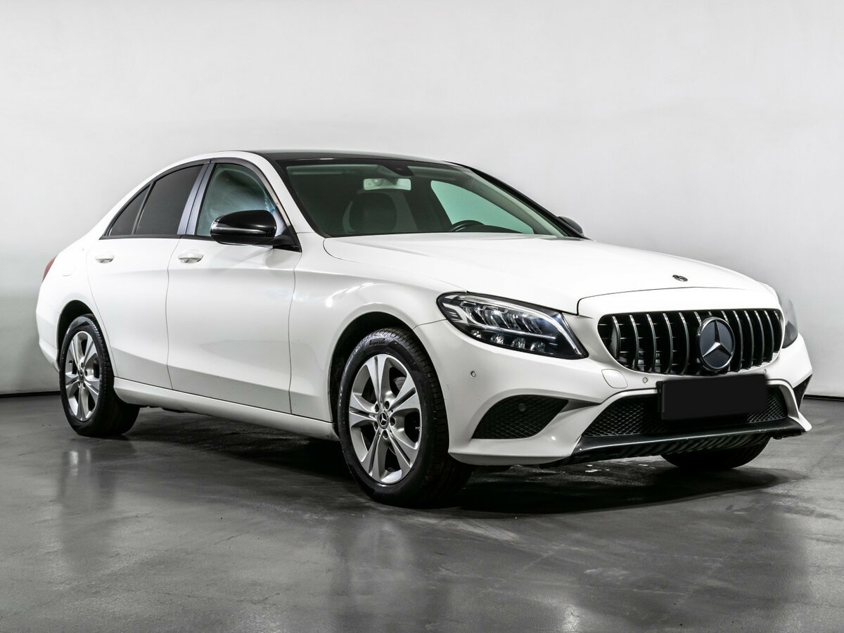 Купить Mercedes-Benz C-Класс с пробегом. Фото: #2