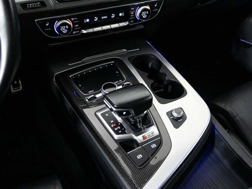 Купить Audi SQ7 с пробегом. Фото: #18