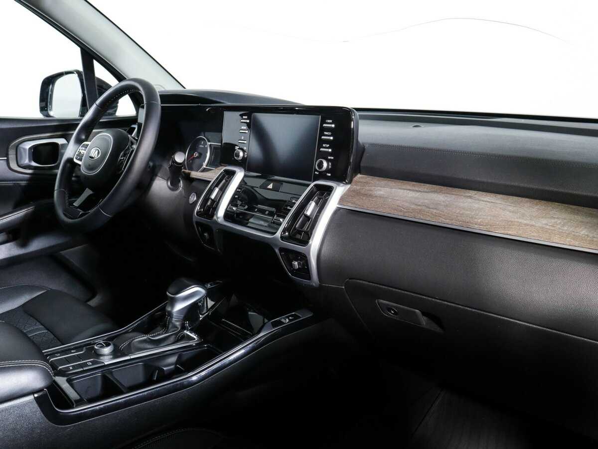 Купить Kia Sorento с пробегом. Фото: #5