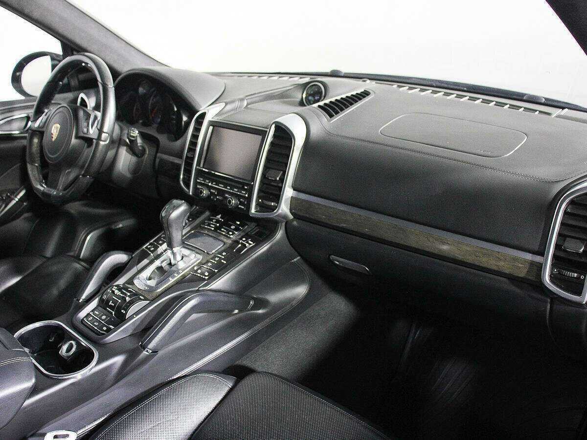 Купить Porsche Cayenne с пробегом. Фото: #8
