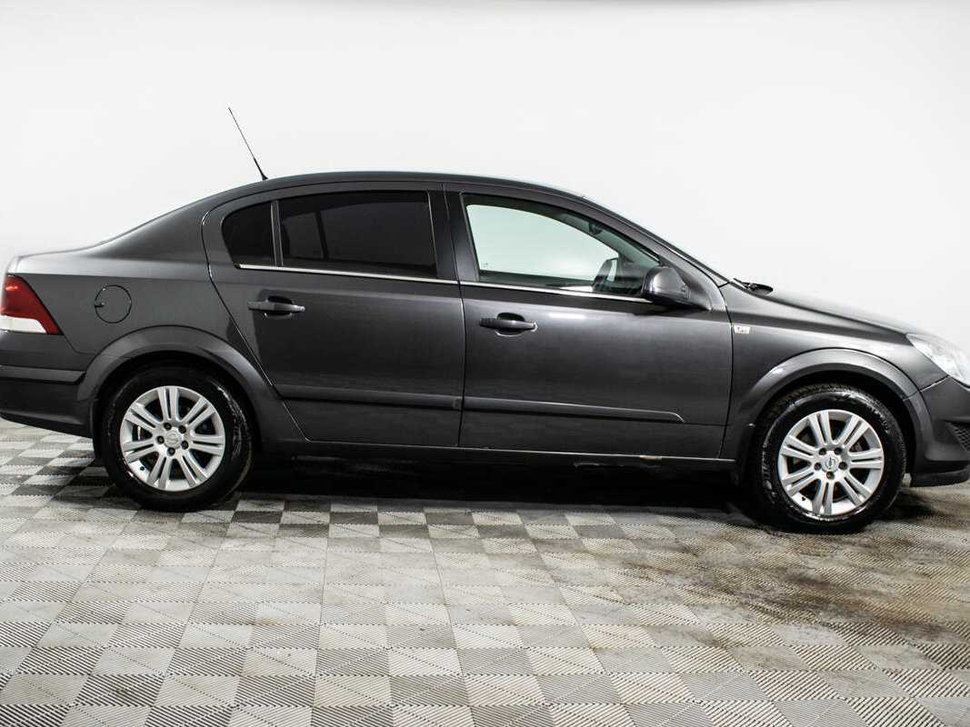 Купить Opel Astra с пробегом. Фото: #3