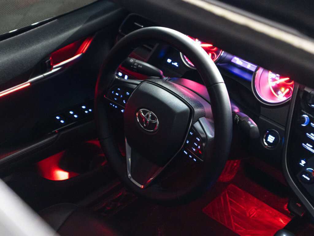 Купить Toyota Camry с пробегом. Фото: #22