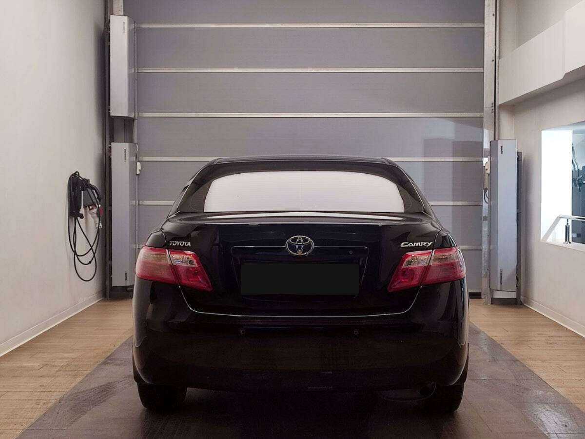 Купить Toyota Camry с пробегом. Фото: #4