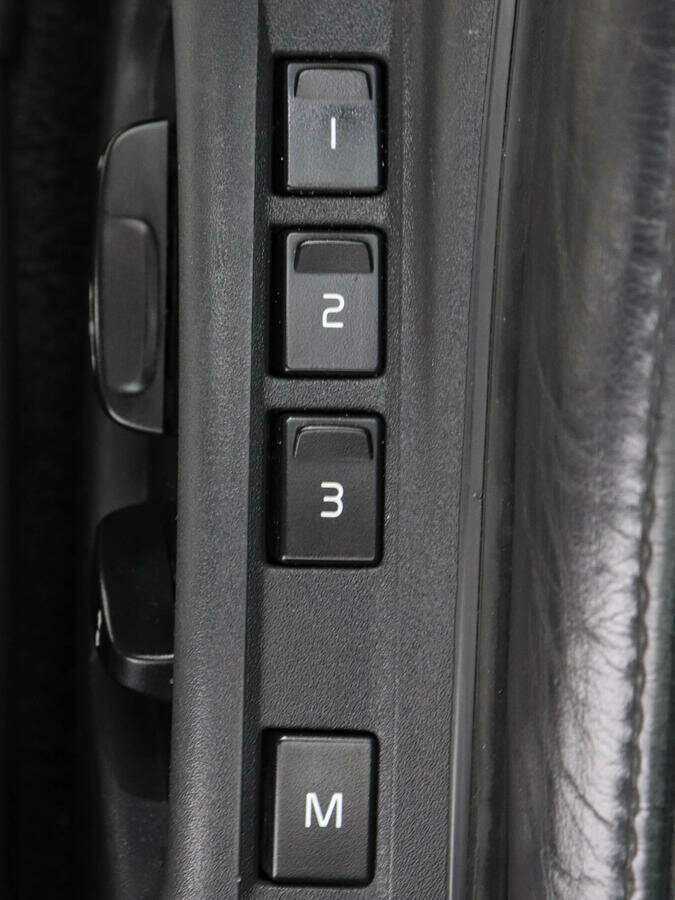 Купить Volvo S80 с пробегом. Фото: #8